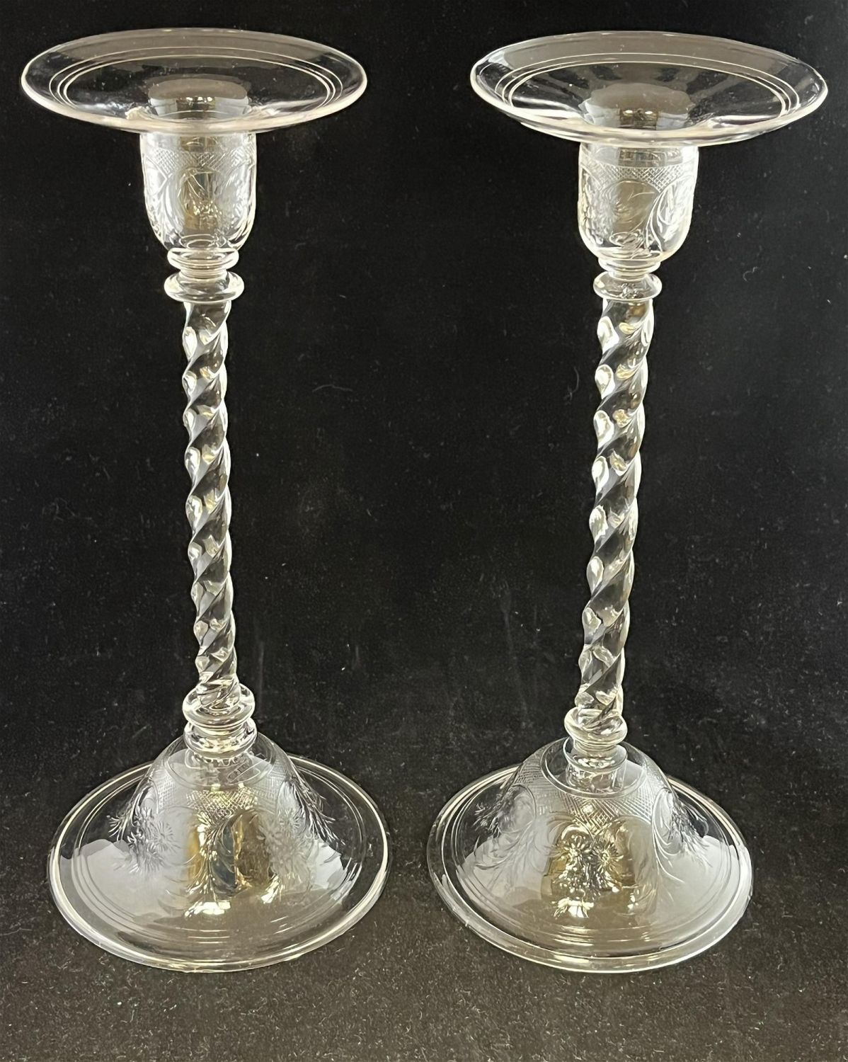 6262 - Colorless Engraved Candlestick