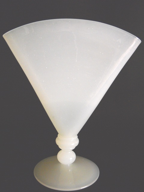 6287 - Alabaster Translucent Vase