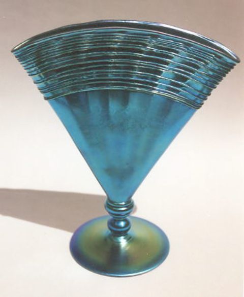 6287 - Blue Aurene Iridescent Vase
