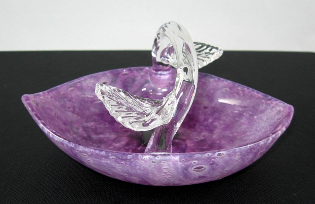 6302 - Amethyst Cluthra Cluthra Ash Tray