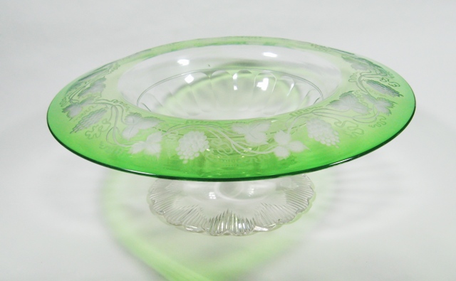6398 - Colorless Engraved Bowl