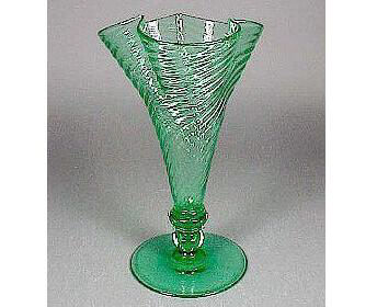 6441 - Pomona Green Transparent Vase