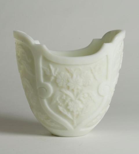 6443 - Alabaster Acid Etched Vase