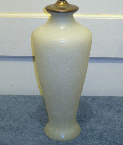 6454 - Alabaster Acid Etched Vase/Lamp