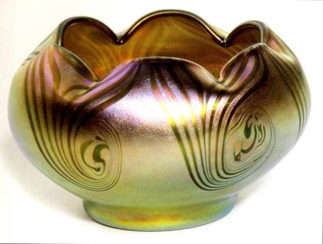 647 - Gold Aurene Iridescent Bowl