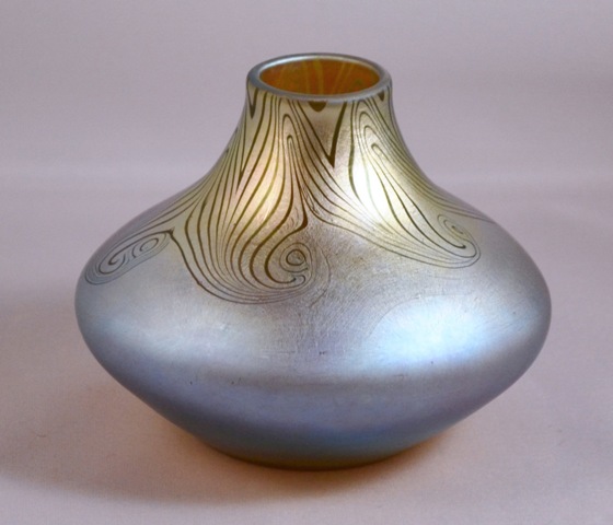 648 - Gold Aurene Iridescent Vase