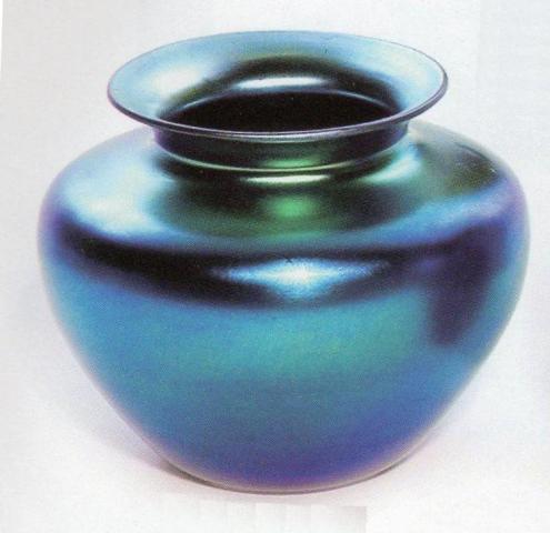 6500 - Blue Aurene Iridescent Vase