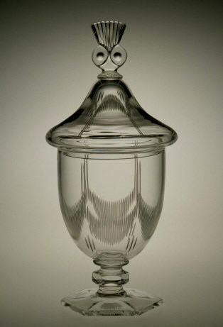 6559 - Colorless Engraved Covered Vase