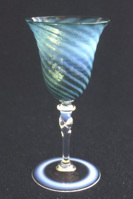 6598 - Oriental Jade Transparent Goblet