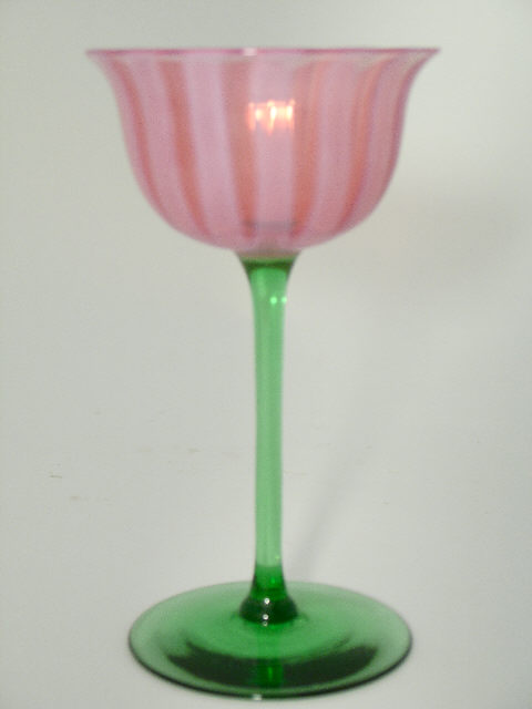 6615 - Oriental Poppy Translucent Champagne