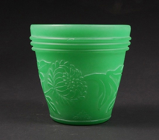 6676 - Green Jade Acid Etched Flower Pot