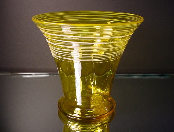 6770 - Bristol Yellow Transparent Vase