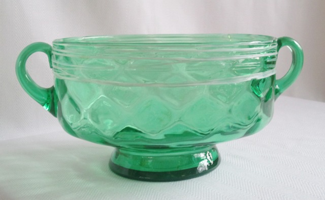 6779 - Pomona Green Transparent Bowl