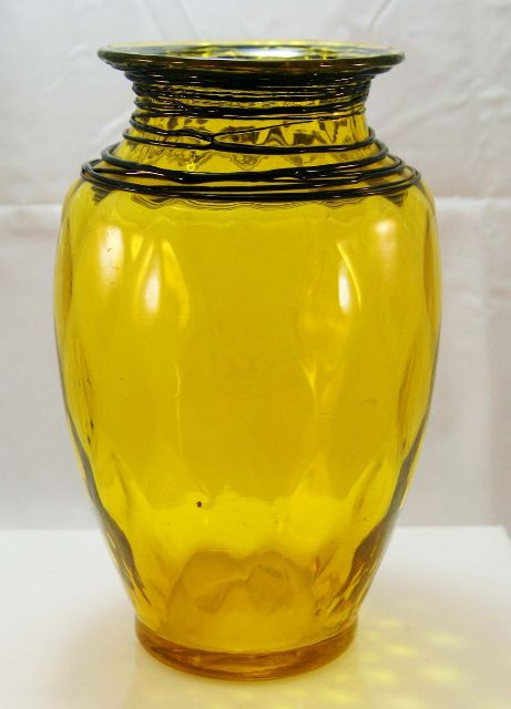 6796 - Bristol Yellow Transparent Vase