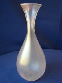 680 - Verre de Soie Iridescent Vase