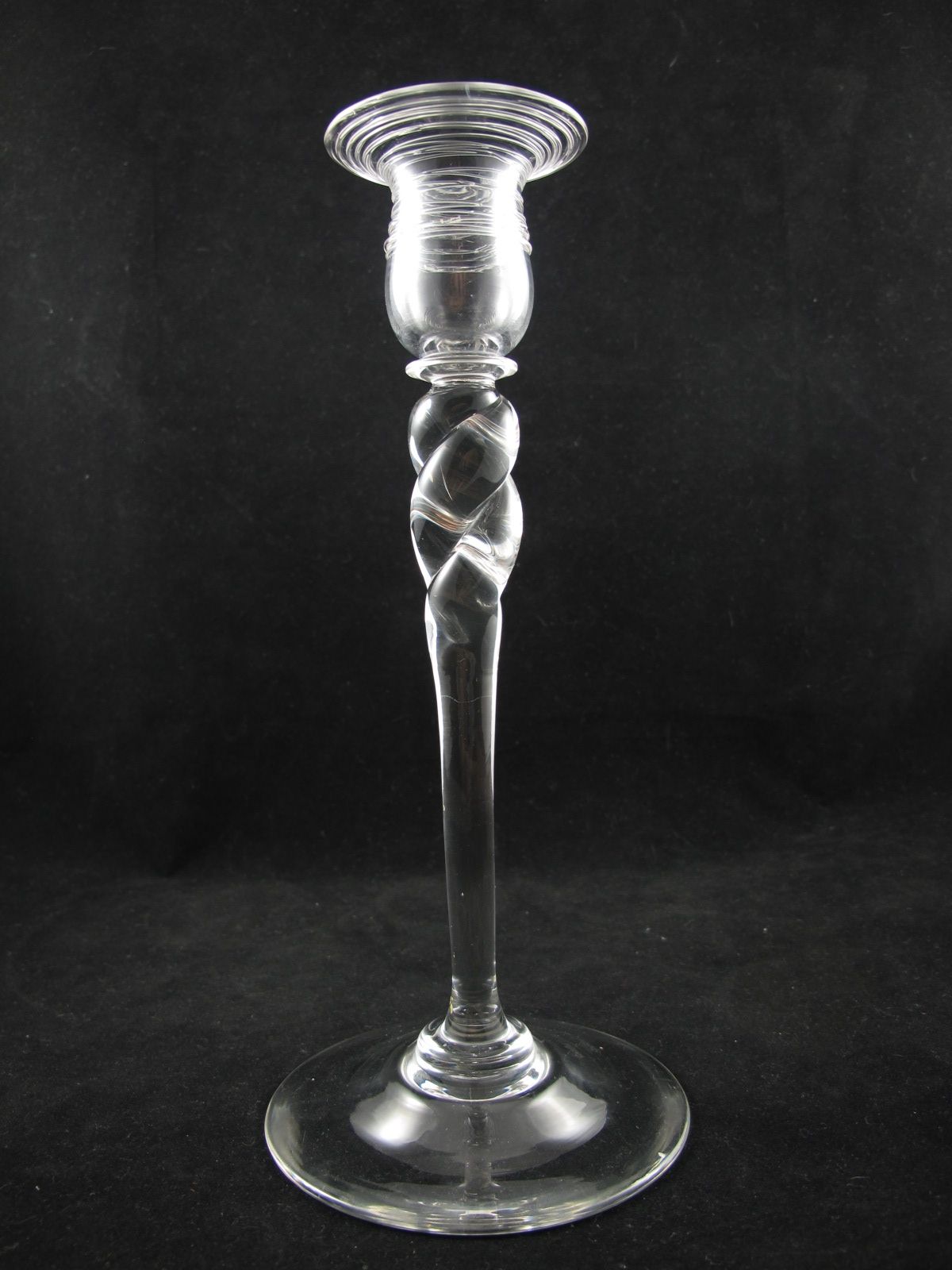 686 - Colorless Transparent Candlestick