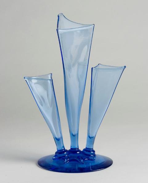 6873 - French Blue Transparent Vase