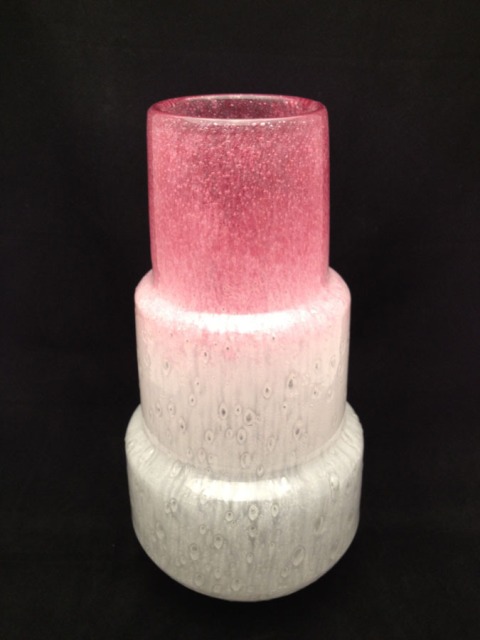 6912 - White Cluthra Cluthra Vase