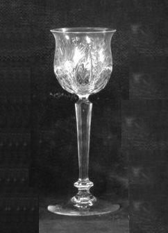 6928 - Colorless Engraved Goblet