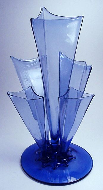 6968 - French Blue Transparent Vase