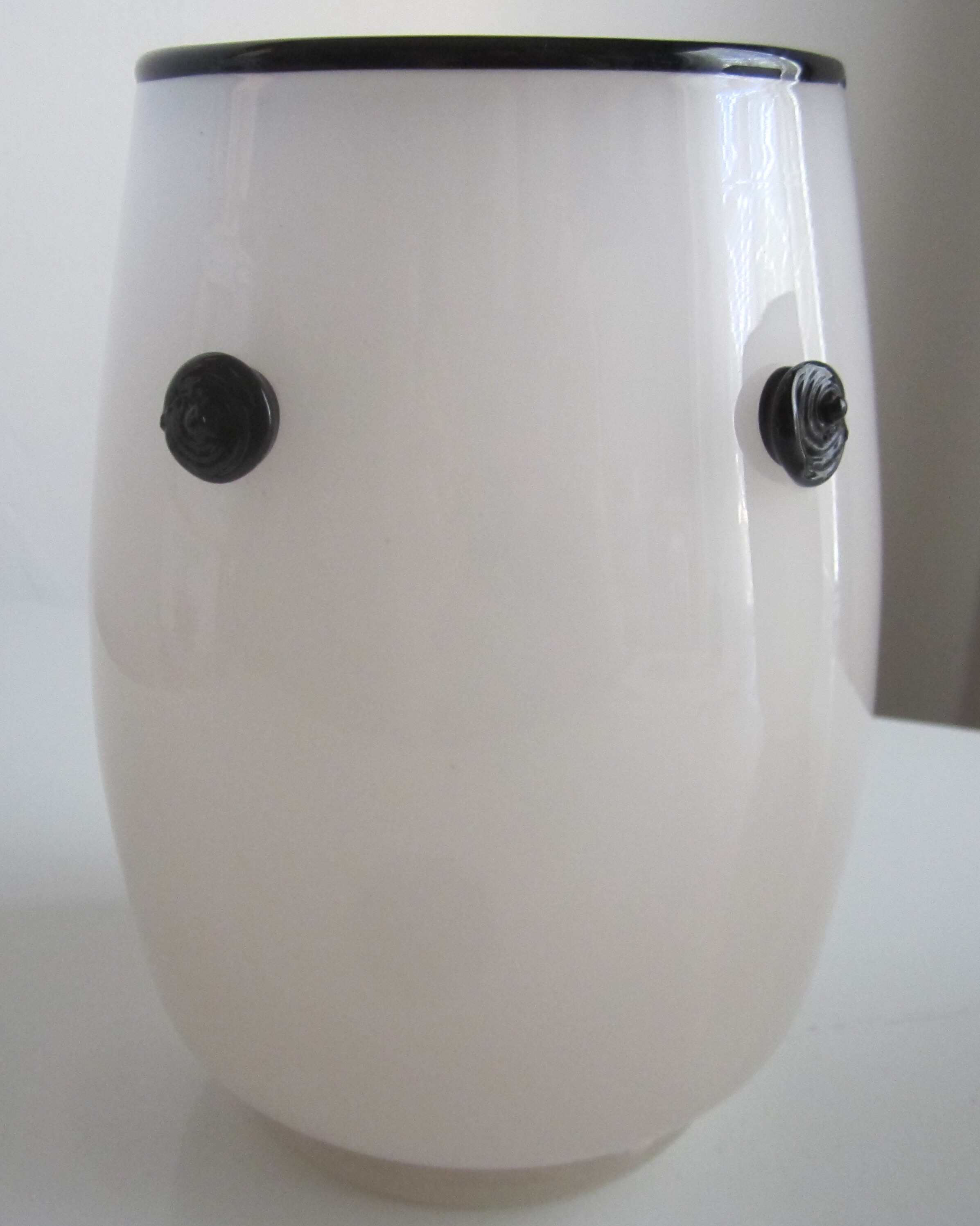 6980 - Alabaster Translucent Vase
