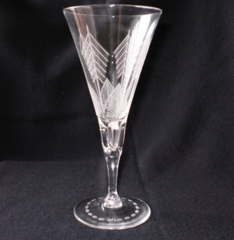 6982 - Colorless Engraved Goblet