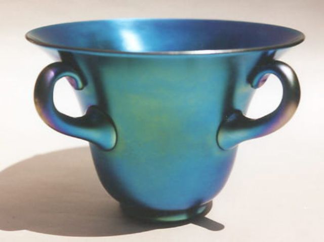 7042 - Blue Aurene Iridescent Bowl