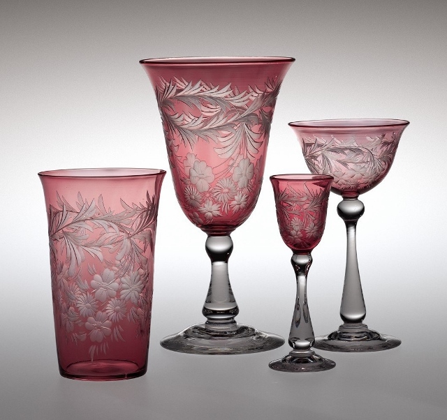 7046 - Engraved Stemware Set