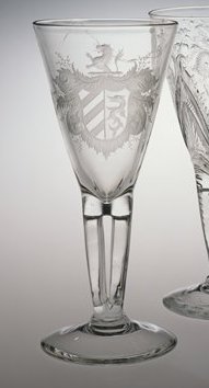 7081 - Colorless Engraved Goblet