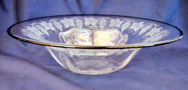 7093 - Colorless Engraved Bowl