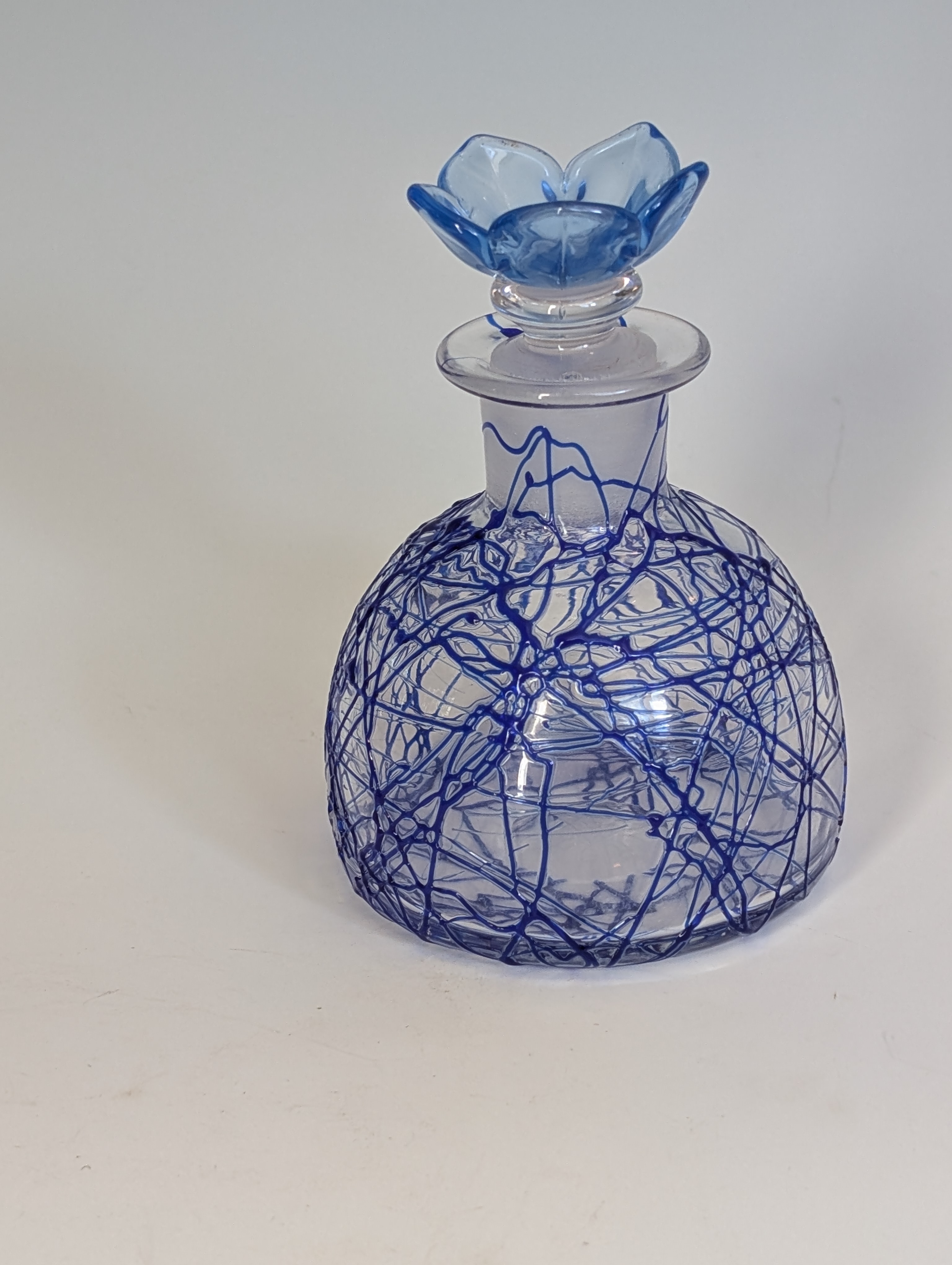 7125 - Colorless Transparent Bottle