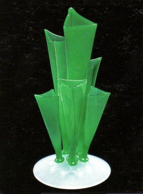 7129 - Green Jade Jade Vase