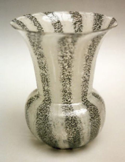 7197 - Lace Glass Vase