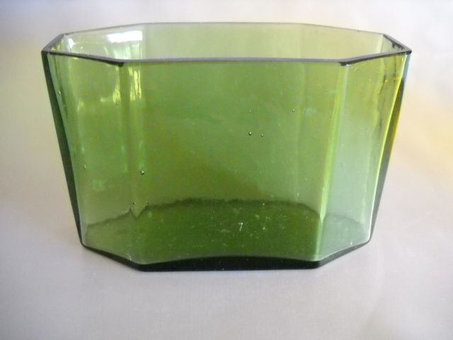 7232 - Spanish Green Transparent Bowl