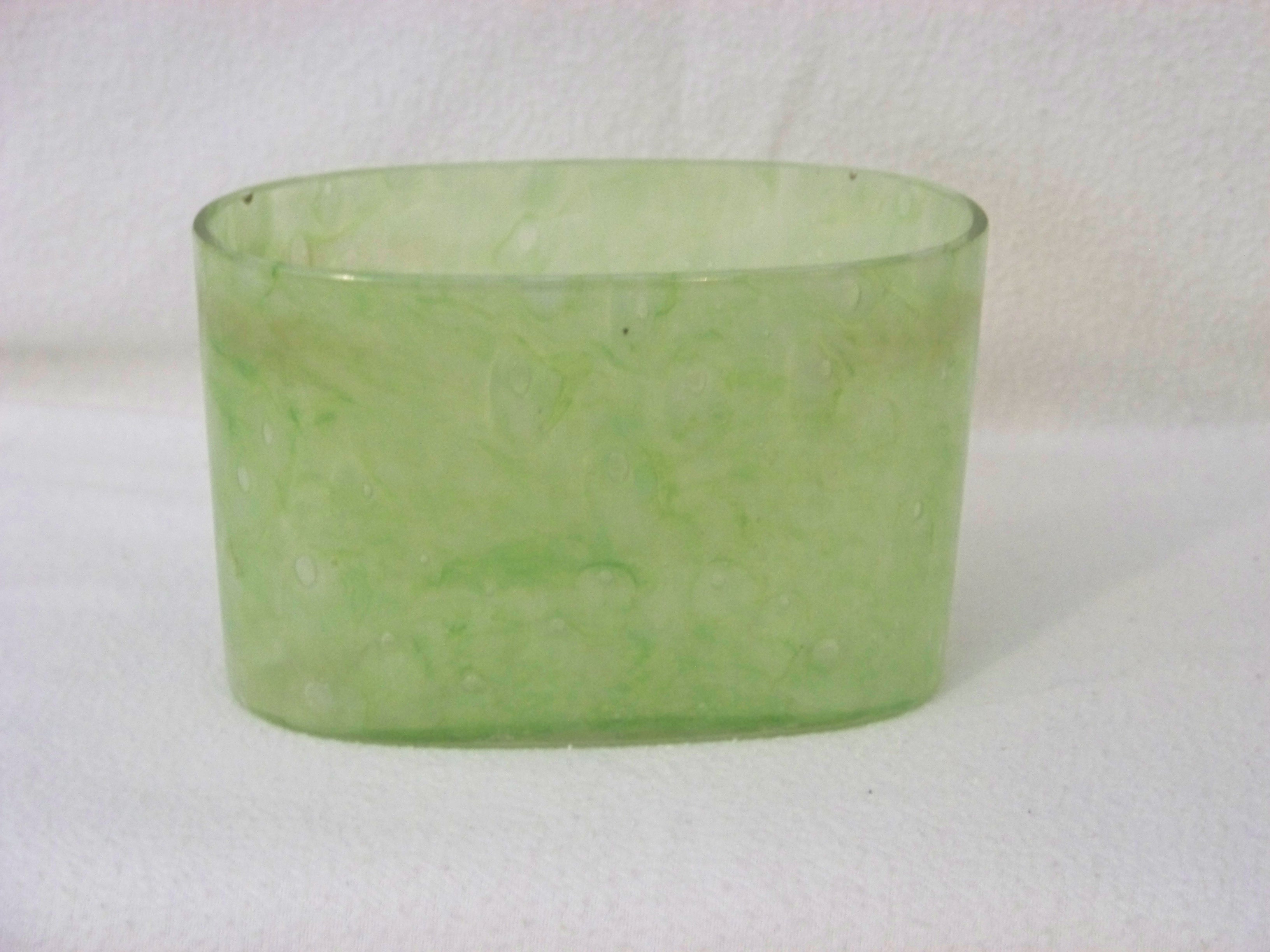 7233 - Green Cluthra Cluthra Bowl