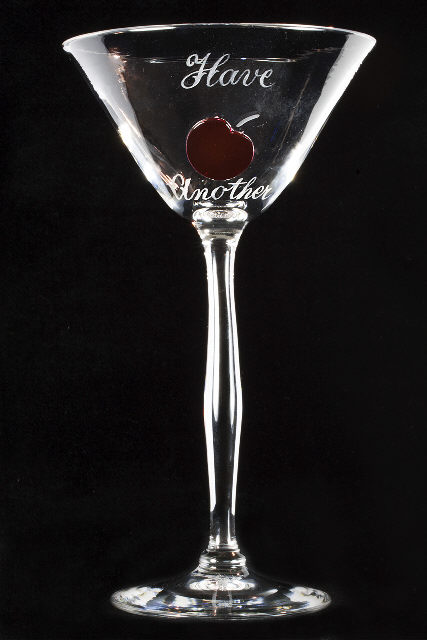 7284 - Colorless Engraved Cocktail Glass
