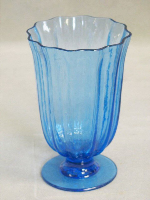 7331 - French Blue Transparent Vase