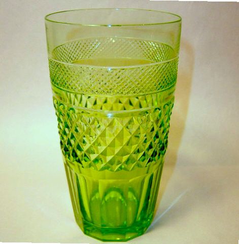 7346 - Green Engraved Tumbler