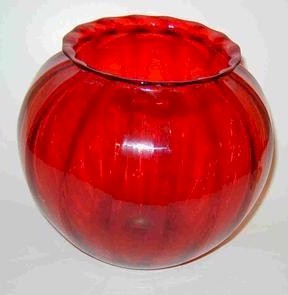 7431 - Selenium Red Transparent Vase