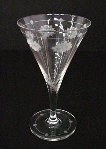 7481 - Colorless Engraved Goblet