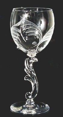 7527 - Colorless Engraved Goblet