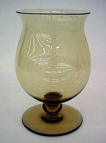 7607 - Amber Transparent Vase