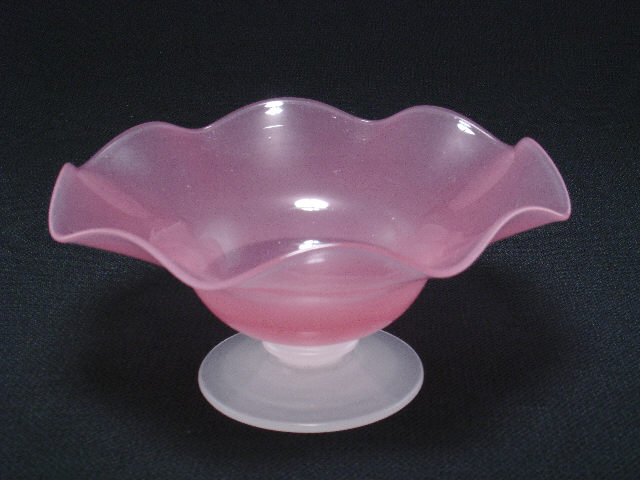 800 - Rosaline Jade Nut Dish