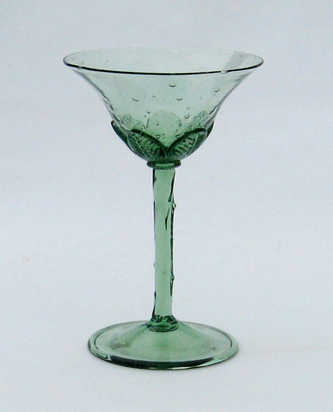 8316 - Spanish Green Transparent Champagne