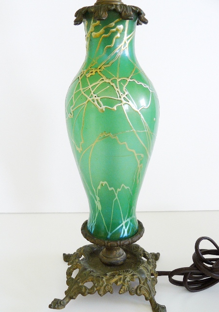8357 - Green Jade Jade Vase/Lamp