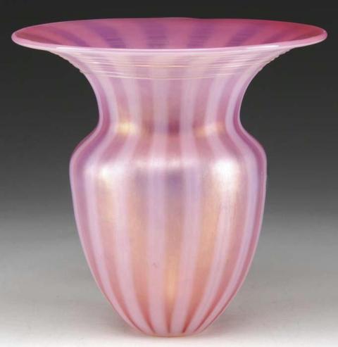8417 - Oriental Poppy Iridescent Vase