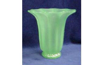 913 - Green Jade Jade Shade Vase