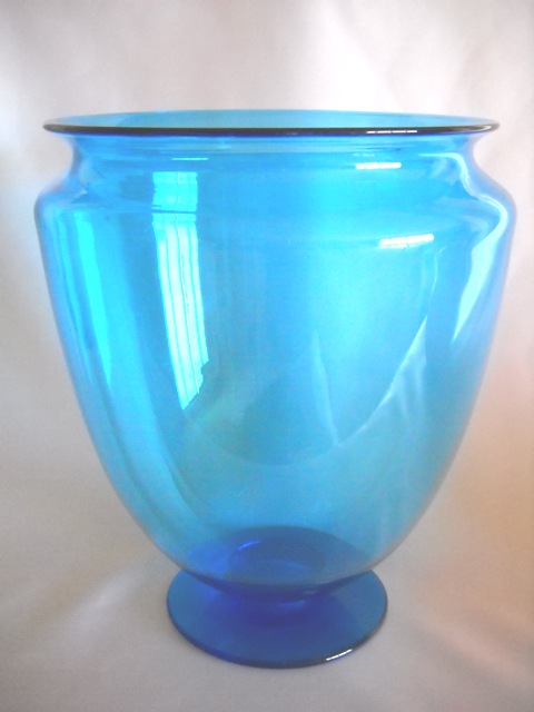 938 - Celeste Blue Transparent Vase