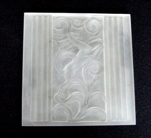 A2004 - Colorless Molded Architectural Piece