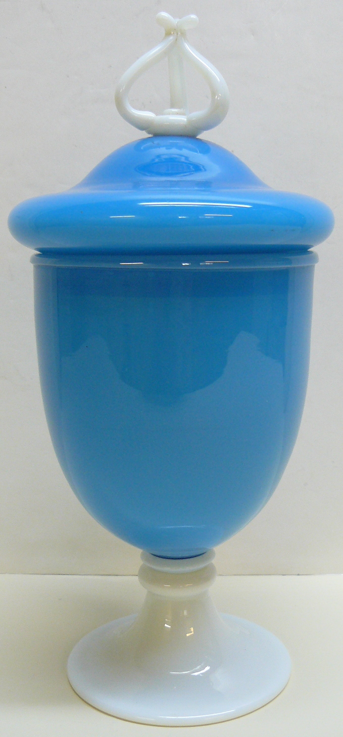 2996 - Light Blue Jade Jade Covered Vase